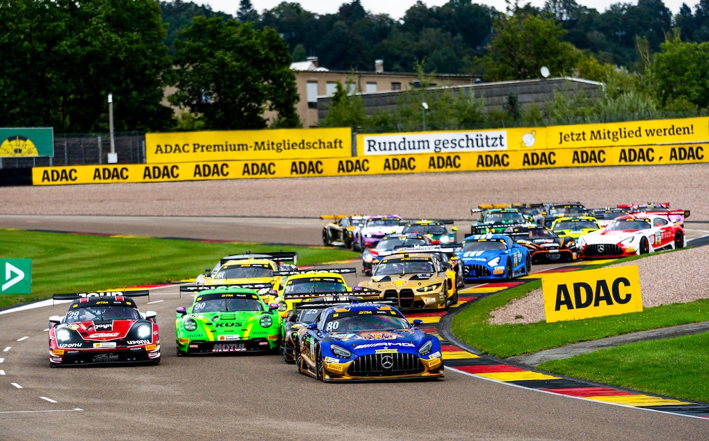 Bastian Buus tog sats i svær DTM-weekend på Sachsenring.
(Foto: Land-Motorsport)